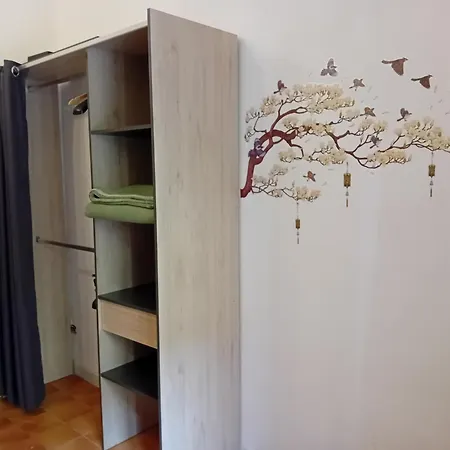 Apartment House *